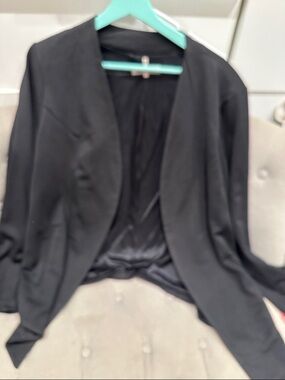 BCBGeneration Black Open-Front Collarless Blazer